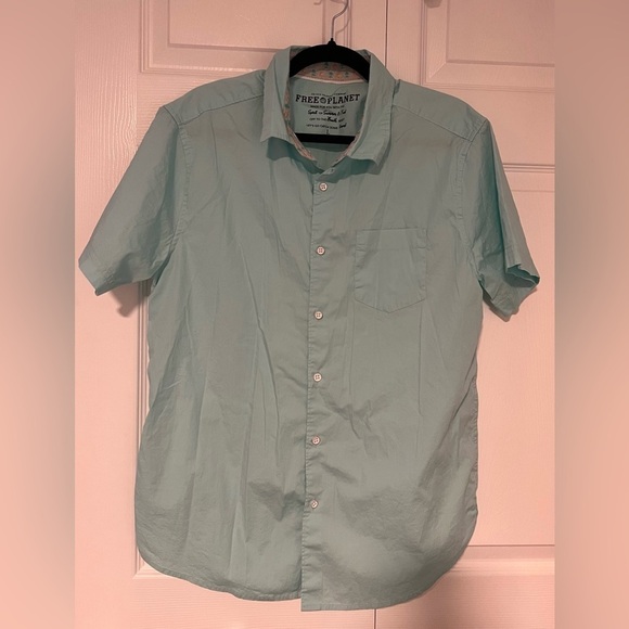 Men's Large Free Planet Short Sleeved Collared Button Down Top - Picture 1 of 4